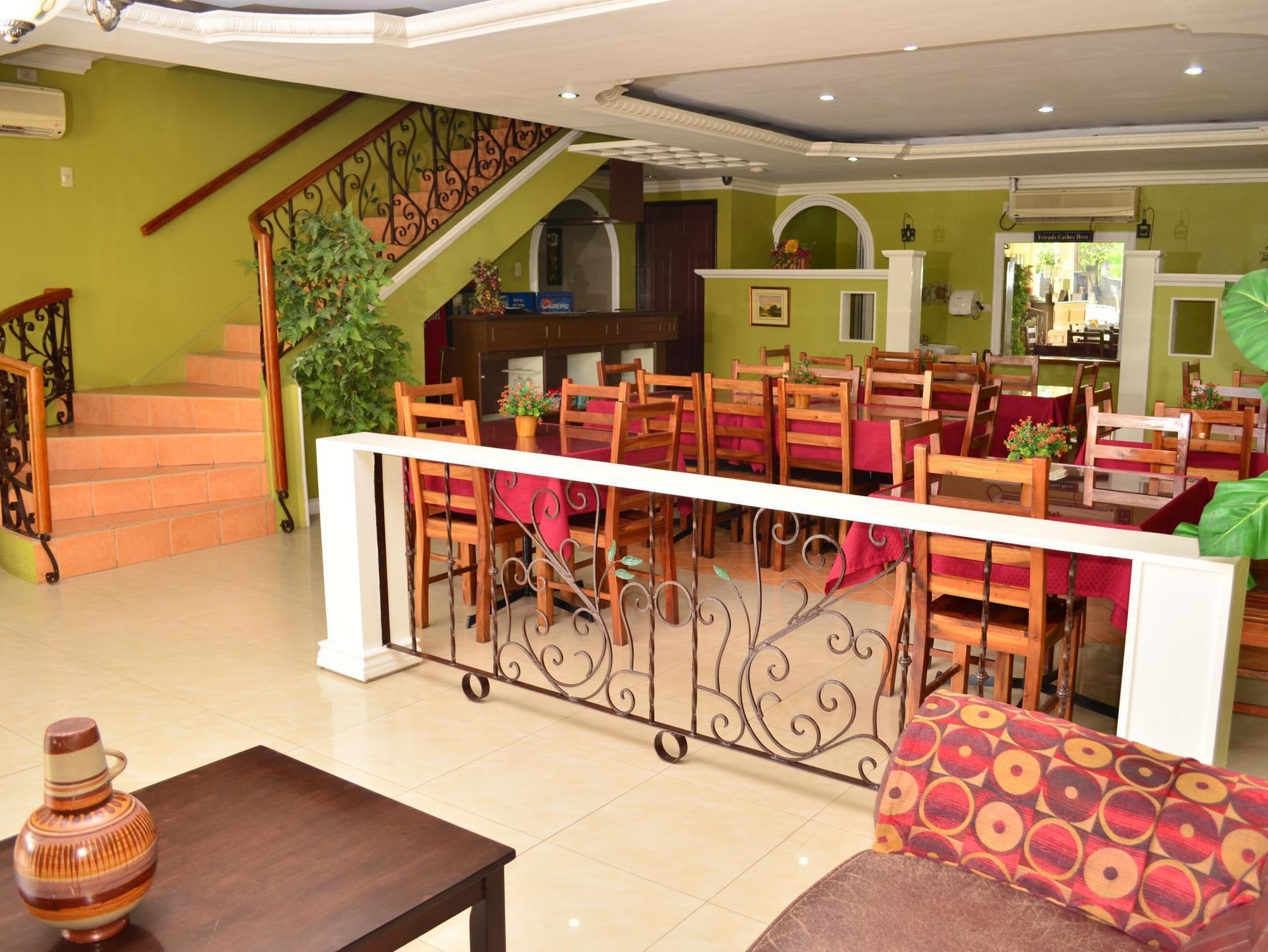 טאגבילראן סיטי El Portal Inn מראה חיצוני תמונה